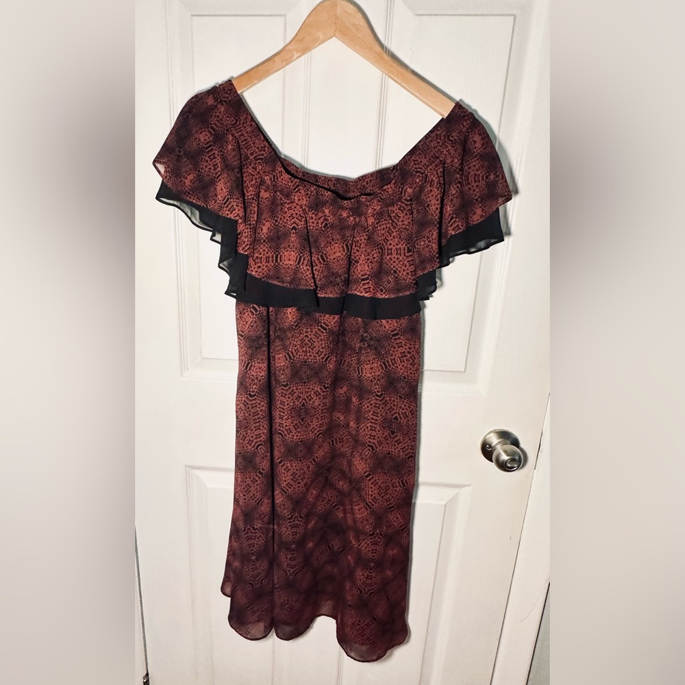 Sam Edelman ⭐️SALE⭐️ Off Shoulder Burgundy Snake Print Dress - Size 12